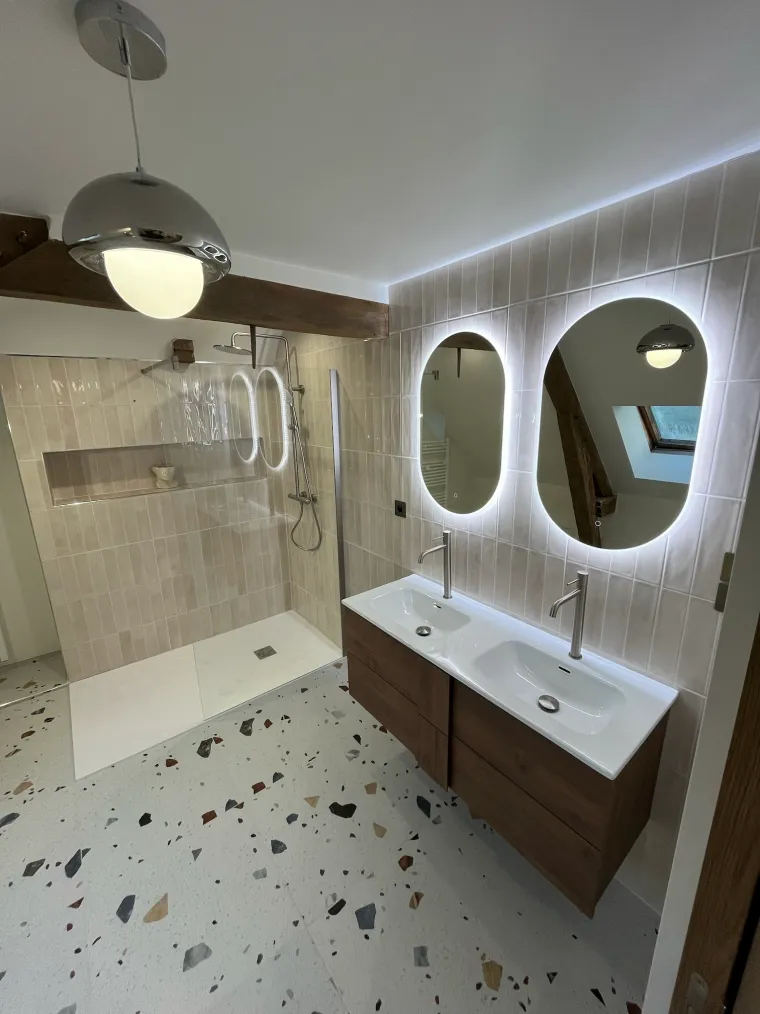Salle de bain design — Avant / Après